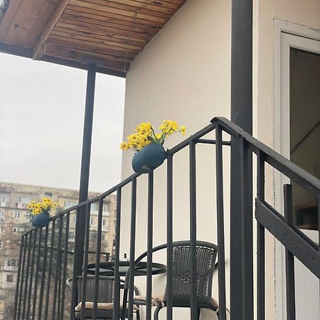 Guest House O'Live Rustavi  Exterior photo